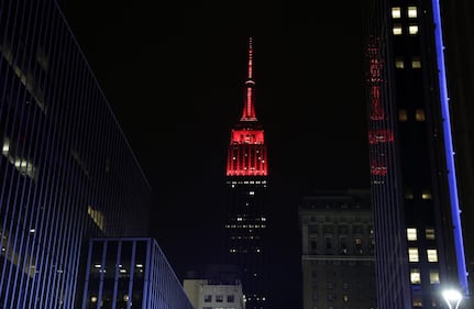 Empire State bulding rosso 1