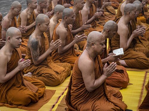 Le celebrazioni per il compleanno di Buddha