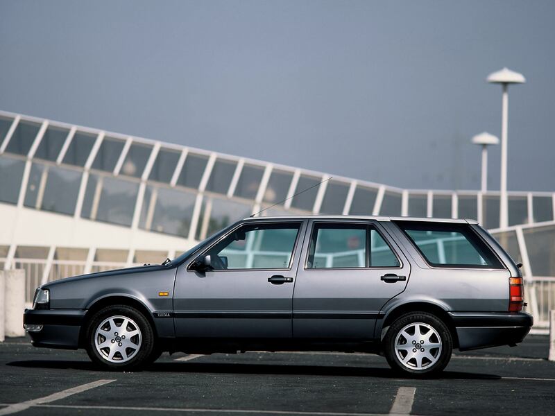 Lancia Thema, guarda la gallery 12