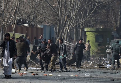 I feriti nell'attentato di Kabul 13