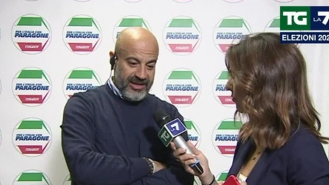 La campagna no vax non funziona: flop di Paragone