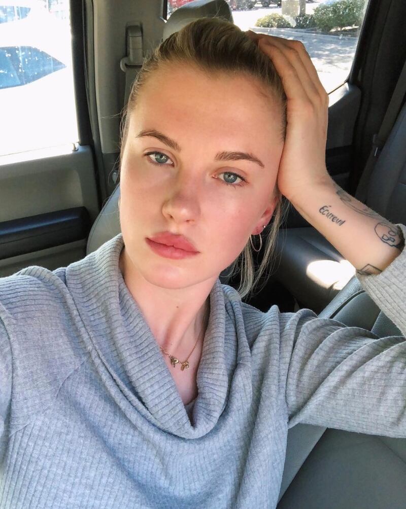 Ireland Baldwin, immagini sexy 15