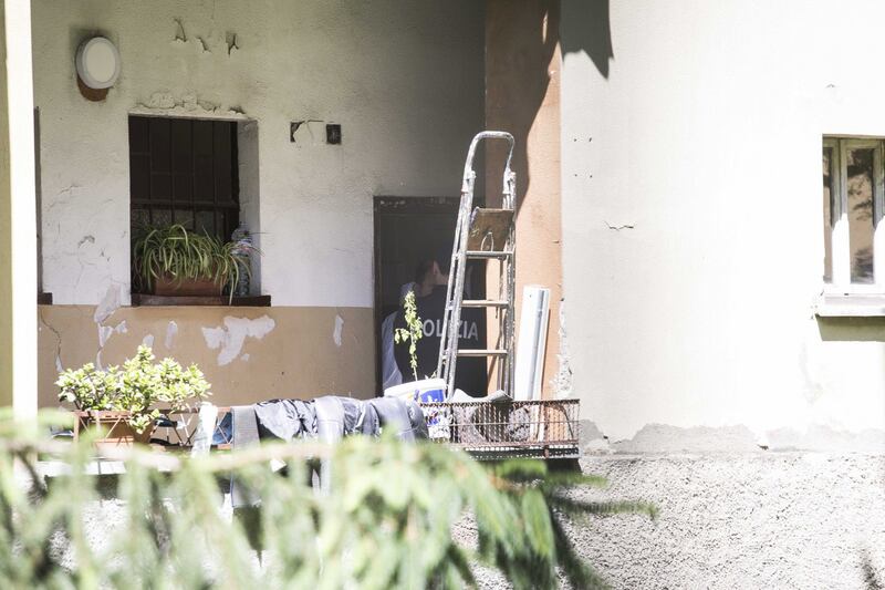 Milano, le immagini della casa del bimbo di due anni trovato morto 12