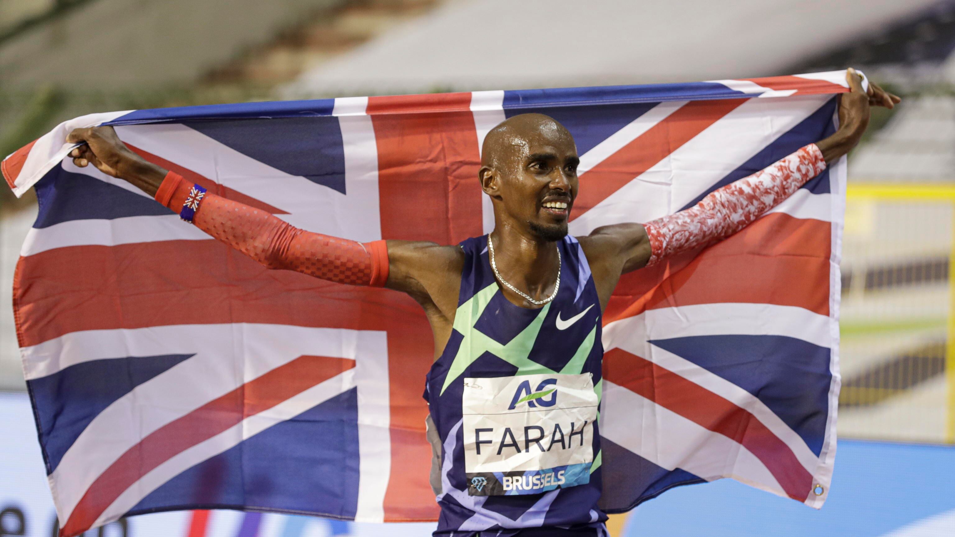 La vera storia di Mo Farah. Da bimbo clandestino a "baronetto" dell'atletica