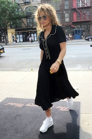 Rita Ora sexy in reggiseno 19