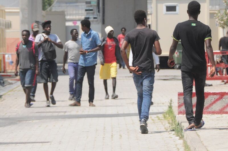 Ventimiglia in mano ai migranti: è caos 4