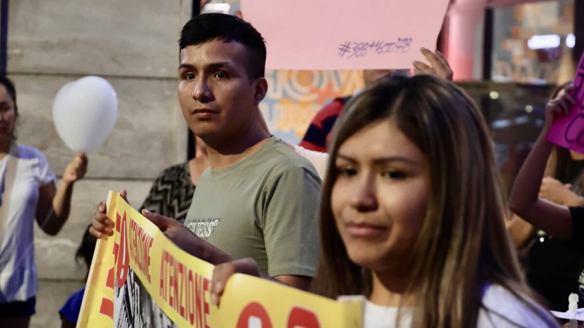 Kata, la mamma denunciata per lesioni: lite furiosa in discoteca a Firenze