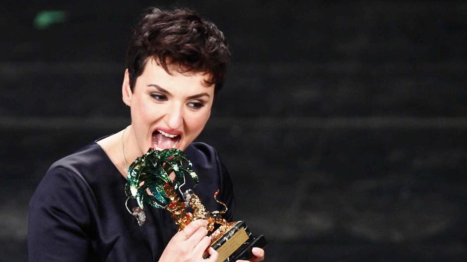 Sanremo, Arisa: "La mia canzone fa schifo"