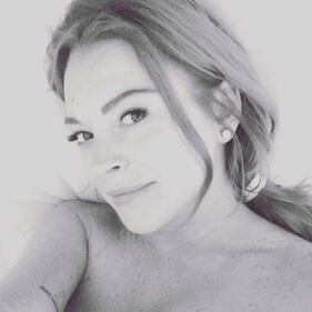 Lindsay Lohan, la sexy attrice con i capelli rossi 6