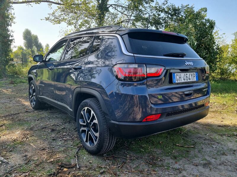 Jeep Compass e-Hybrid: guarda la gallery della prova su strada 7