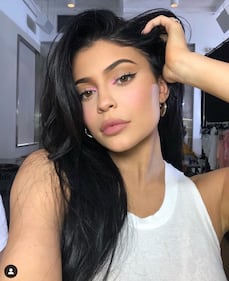 Kylie Jenner, hot con le amiche su Instagram: foto 1