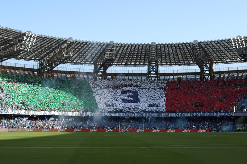 Il Napoli fa festa al Maradona: le immagini della partita con la Fiorentina 15