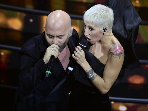 Sanremo 2024: ecco il look della quarta serata del Festival dei Negramaro