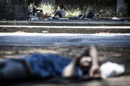 I clandestini accampati alla stazione Tiburtina 10