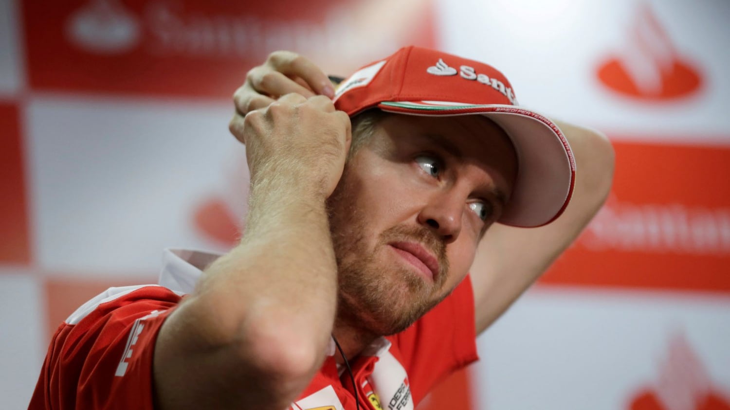 Carica Vettel "Che Ferrari" Hamilton: "Sfido Seb" Fia a caccia dei furbi
