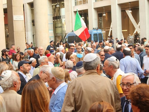“Mattarella ora prenda posizione”: appello dopo l’aggressione al rabbino