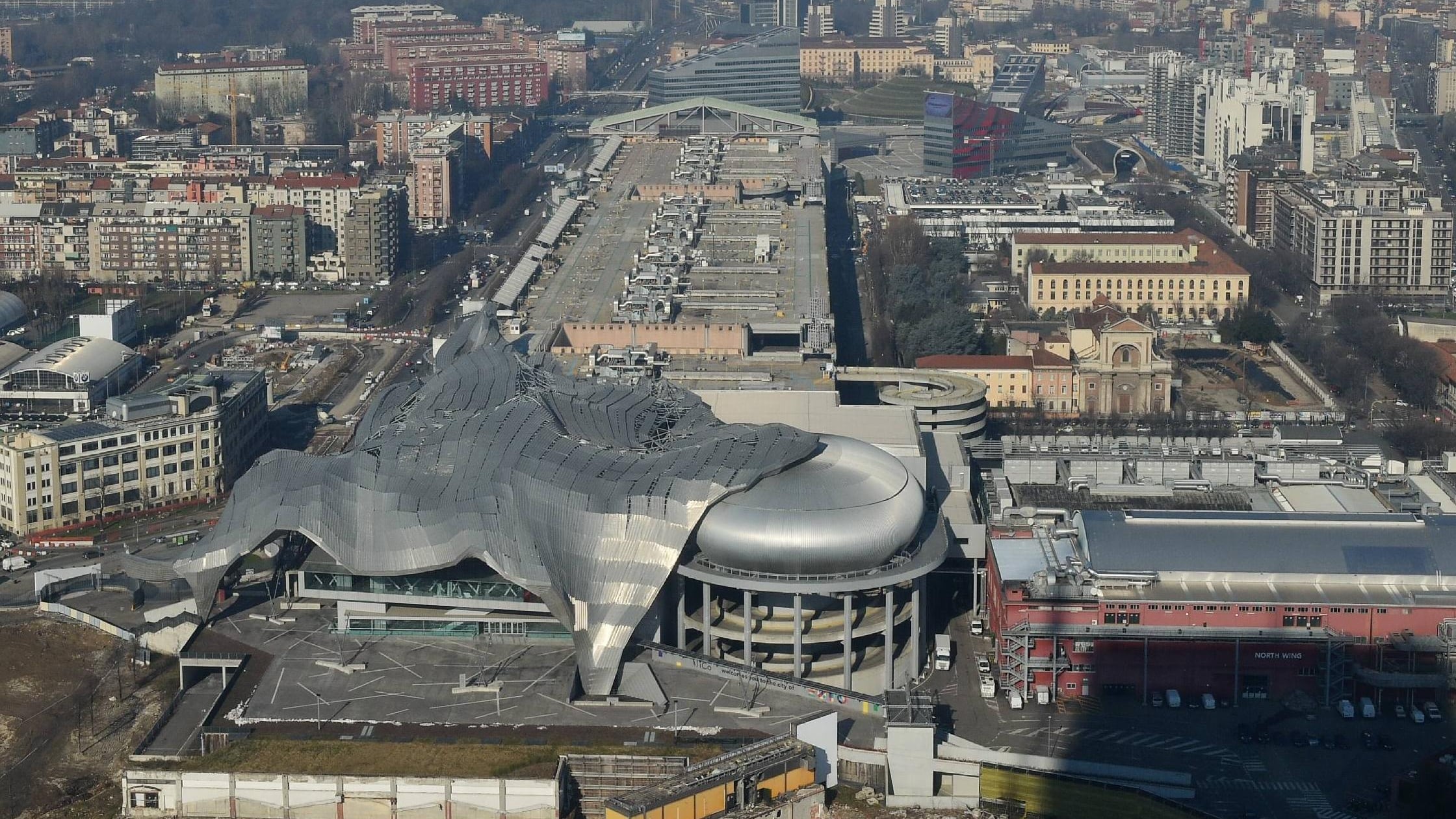 No della Rai alla sede a Rho «Il Portello sarebbe perfetto»