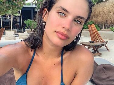 Sara Sampaio, l'angelo sexy in costume 1
