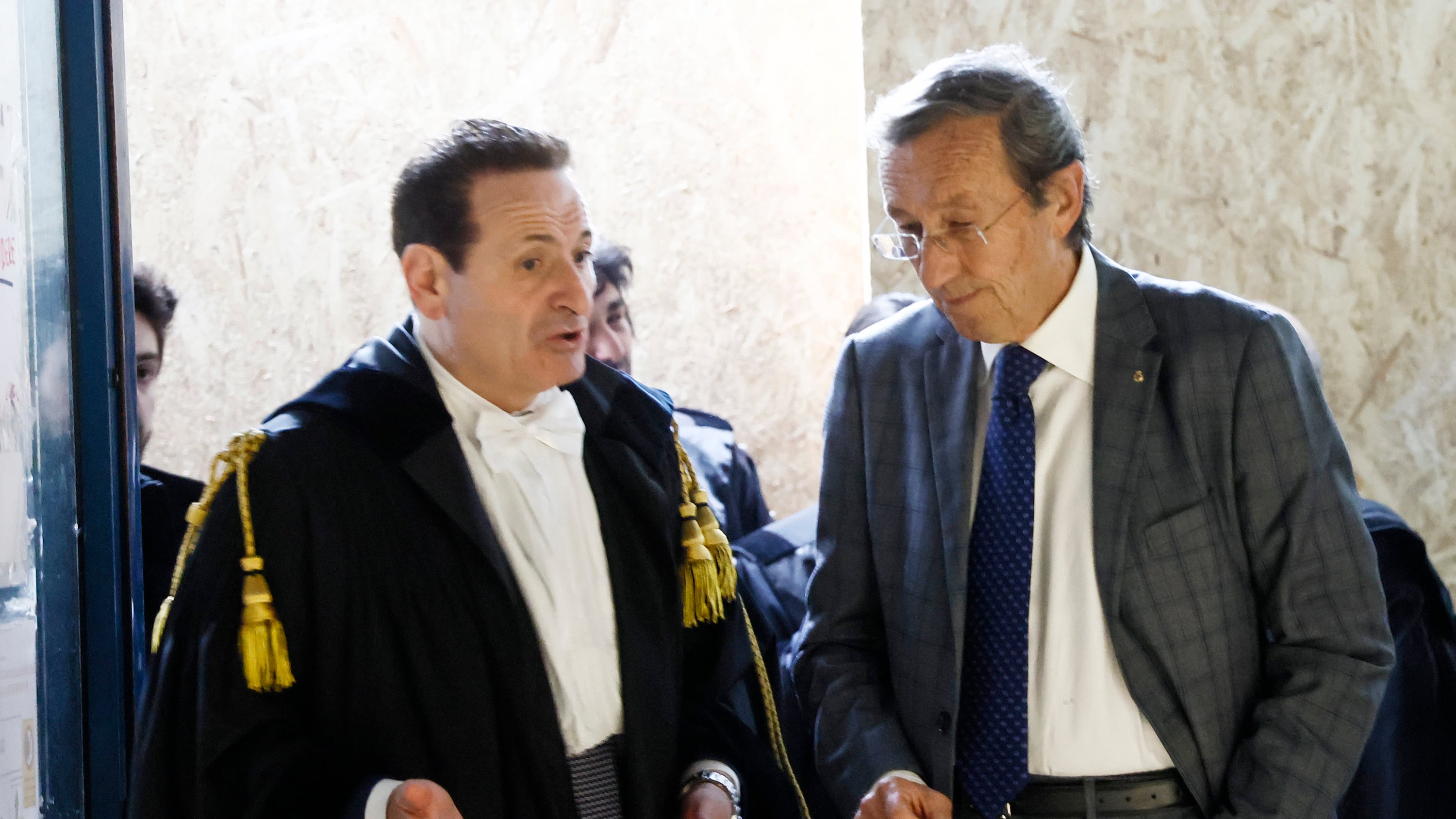 Fini, Montecarlo e il fango di "Repubblica"