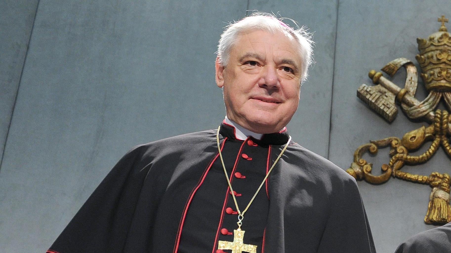 "Il Papa non è una star No al giubileo Lgbtq+"