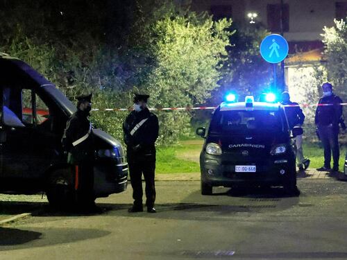 Uccisa a 15 anni da uno sparo, il grilletto premuto dal fratellino di 13 anni