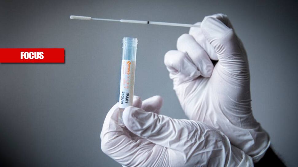 Un nuovo test cambia tutto: "La saliva predice il Covid"