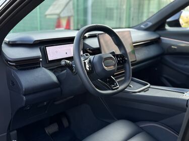 Lynk & Co 08: la gallery del nuovo suv ibrido plug-in 20