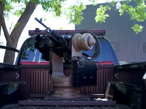 Il “cannone robot” dei Marines contro gli sciami di droni: come funziona il Bullfrog