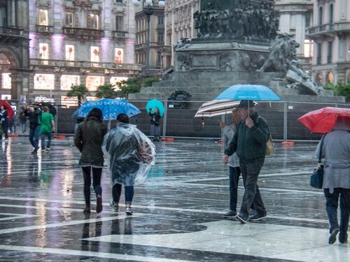 Il maltempo fa le prove per l'autunno: pioggia, vento e cali temperatura