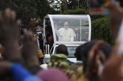 Bergoglio tra gli ultimi del mondo 10