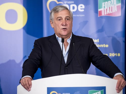 Tajani sferza Conte: "Subito altri 50 miliardi contro il coronavirus"