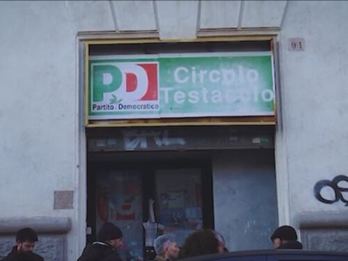 La delusione dei militanti: "Quando il Pd tornerà a fare il Pd..."
