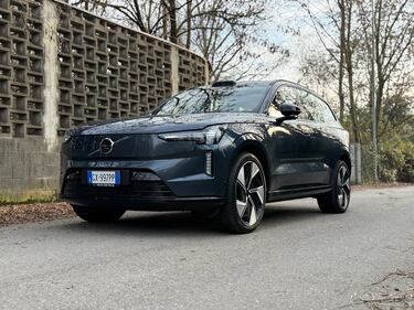 Volvo EX90, la gallery del nuovo SUV elettrico dall'incredibile comfort 16