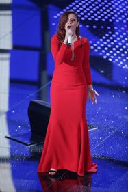 Sanremo 2016: i look femminili nella serata cover 8