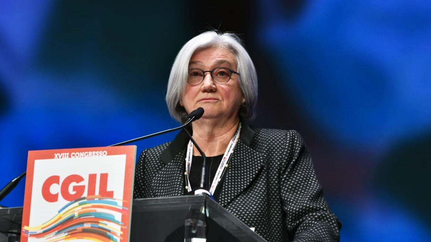 "Me lo sto gustando ma...". La Bindi sogna il Quirinale