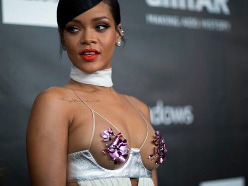 Rihanna si fidanza con un miliardario musulmano