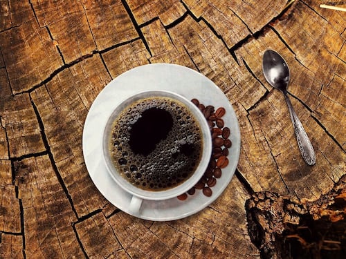 Alzheimer, bere caffè potrebbe ridurne il rischio