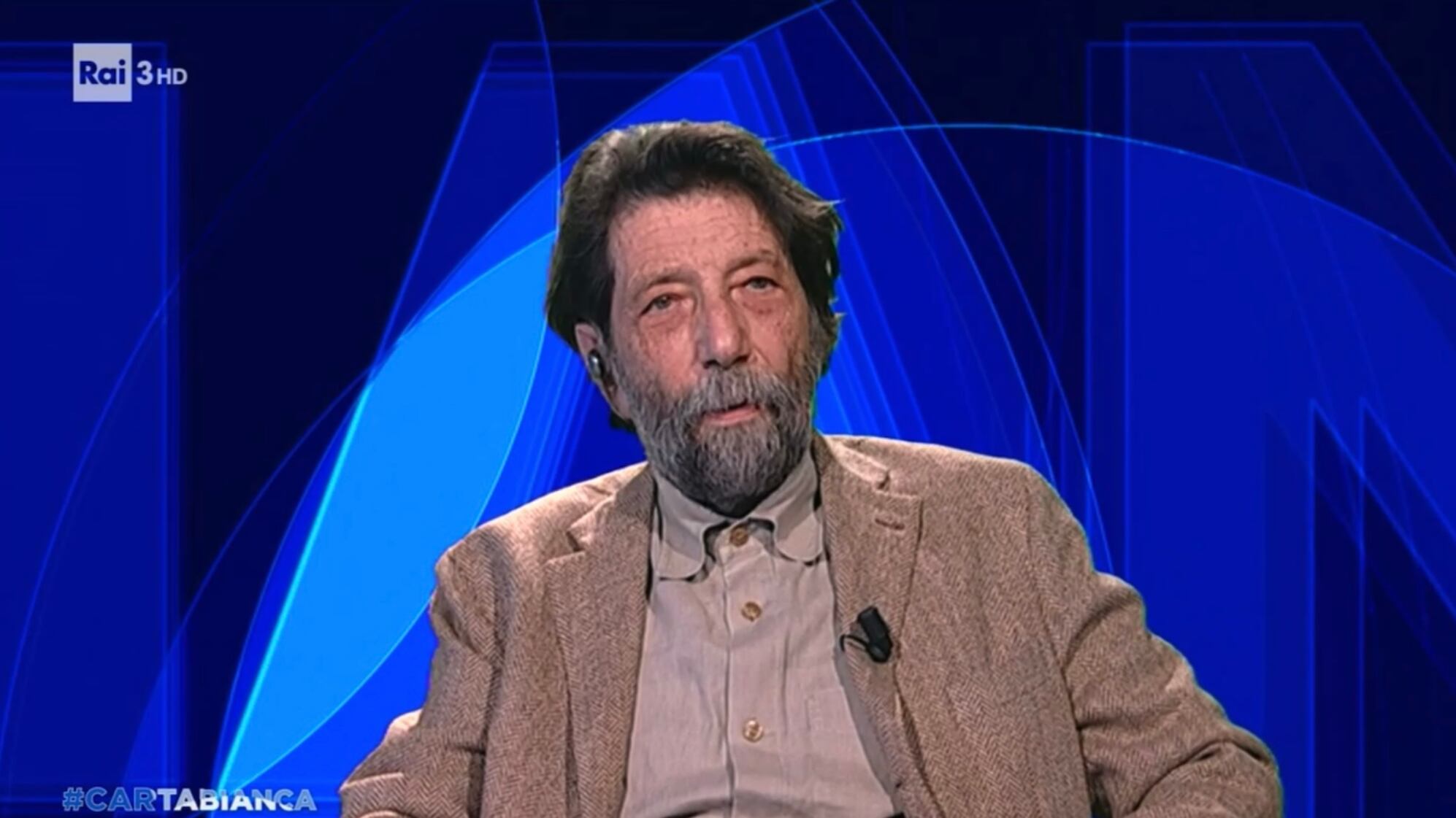 "Stato di emergenza? Lo decidono con le freccette". L'affondo di Cacciari