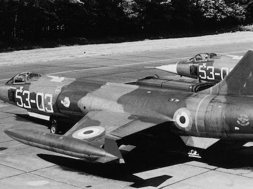 Spillone contro Tomcat: così il caccia italiano superò l'F-14 Usa con la tattica dello yo-yo