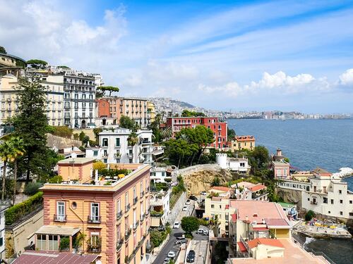 "A Napoli lungomare balneabile", ma l'Arpac smentisce De Magistris
