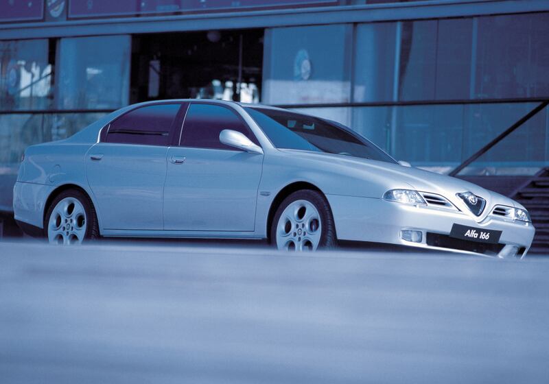 Alfa Romeo 166, guarda la gallery 8