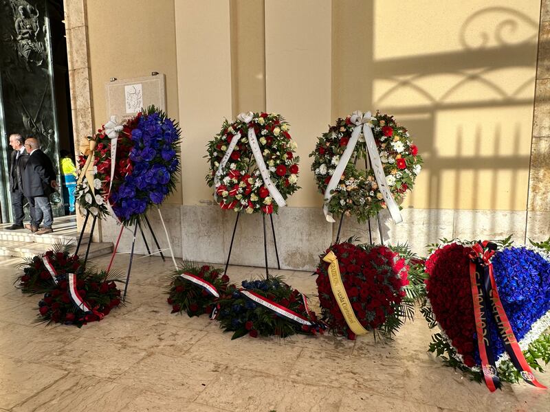 L'ultimo saluto a Gigi Riva: le immagini dei funerali solenni della leggenda del Cagliari e del calcio italiano 10