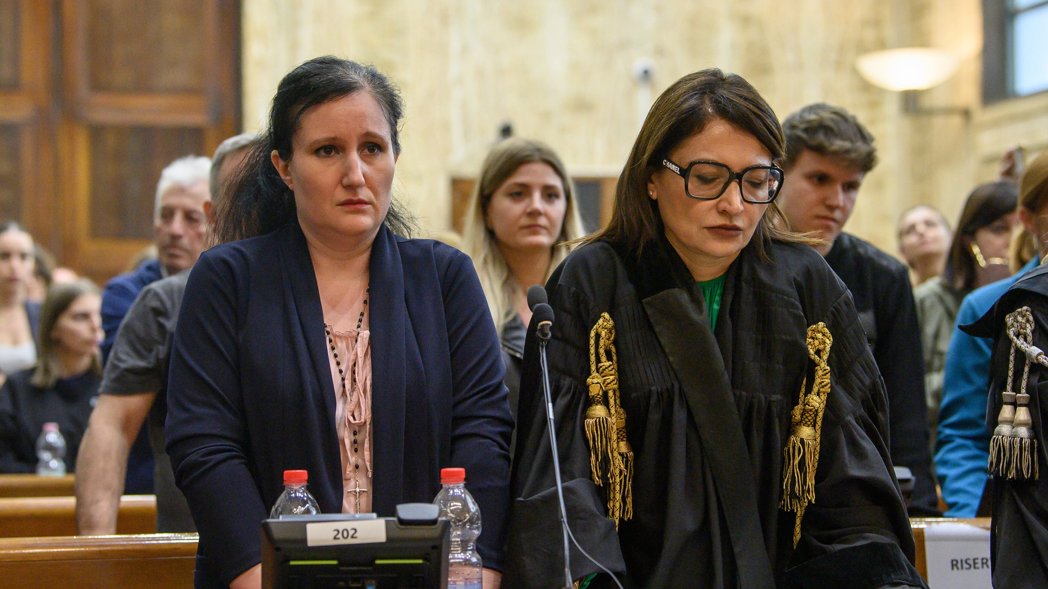 "Lievi danni cerebrali". Alessia Pifferi punta allo sconto di pena
