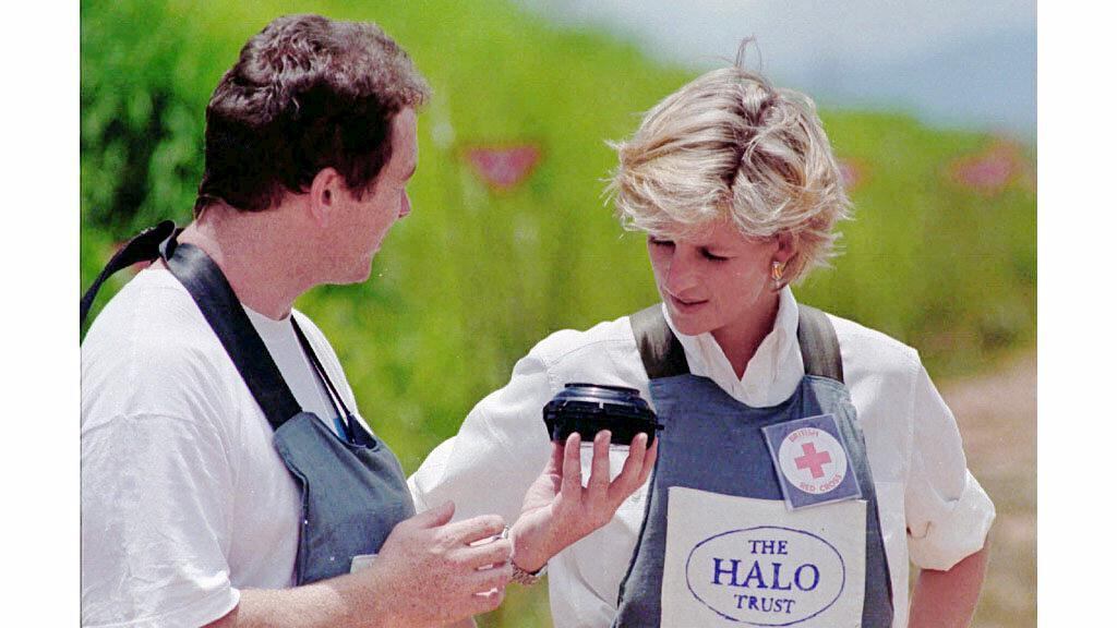 La vita di Lady Diana in un libro per bimbi: anche un capitolo sulla bulimia