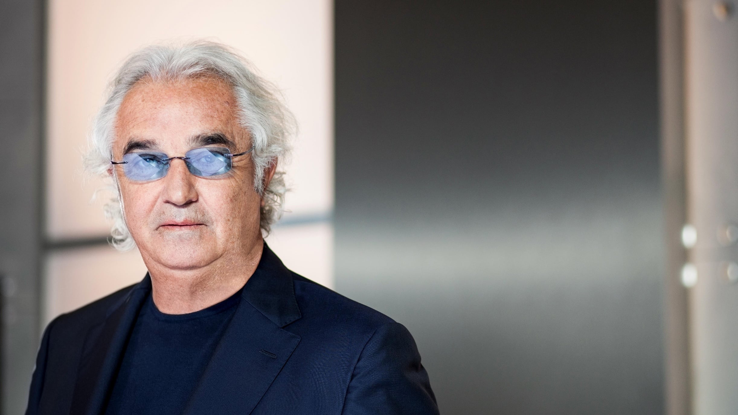 Briatore risponde a Cavalli: "Il botox ti ha cotto il cervello"