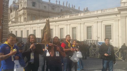 A Roma i pellegrini del popolo gitano incontrano Papa Francesco  6