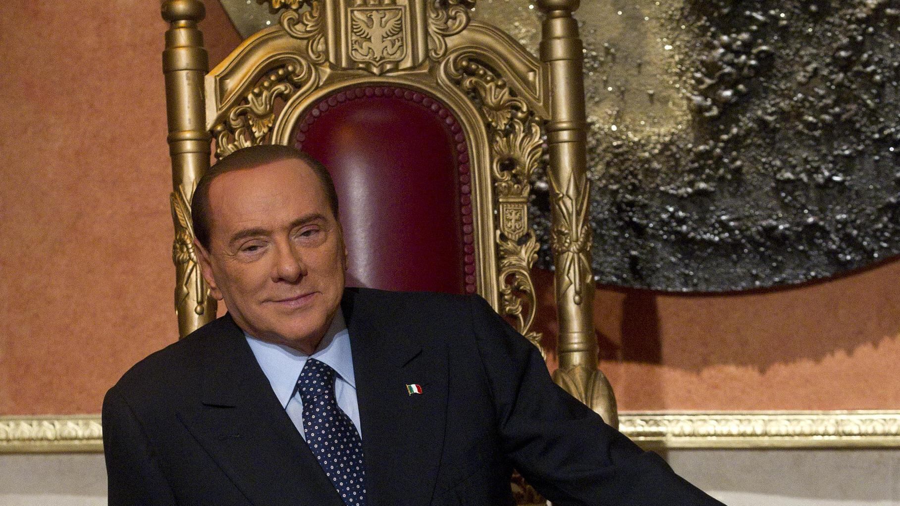 Silvio punta all'en plein: "La volata è aperta Condannati a vincere"