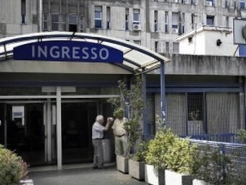 Il pronto soccorso è chiuso e una donna muore all’ingresso dell’ospedale: indaga la procura