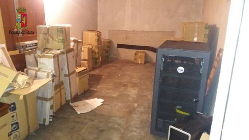 Le foto della centrale di cyberspionaggio 2