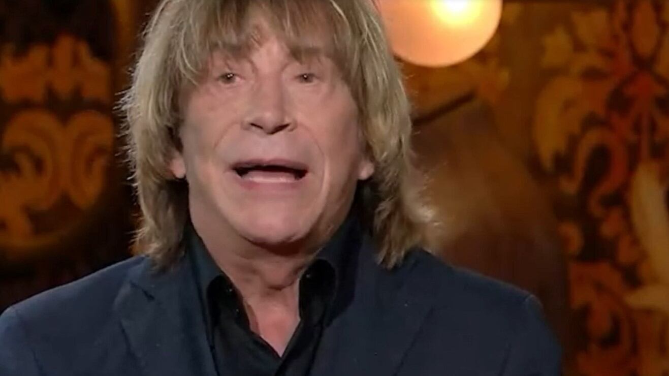 Il dramma di Enzo Paolo Turchi: "A 8 anni lavoravo per mangiare, ho incontrato un mostro che voleva approfittarsene"